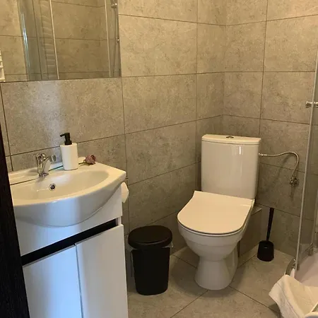 Krakstop Lejlighedshotel 3*