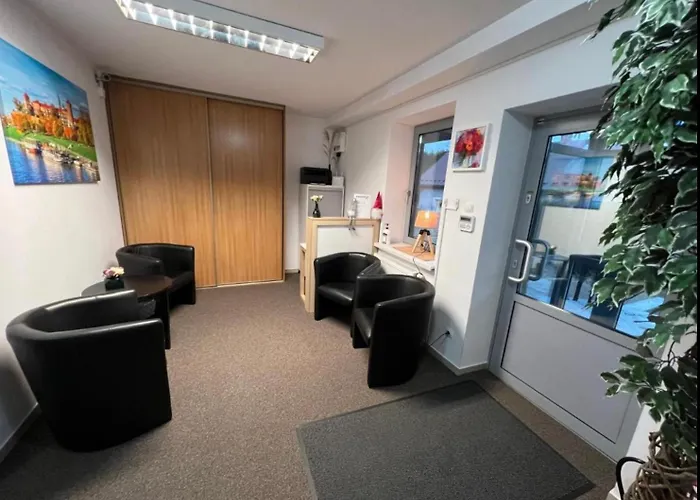 Krakstop Aparthotel 3*