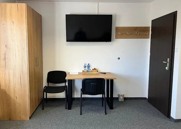 Ξενοδοχείο με διαμερίσματα Krakstop 3*